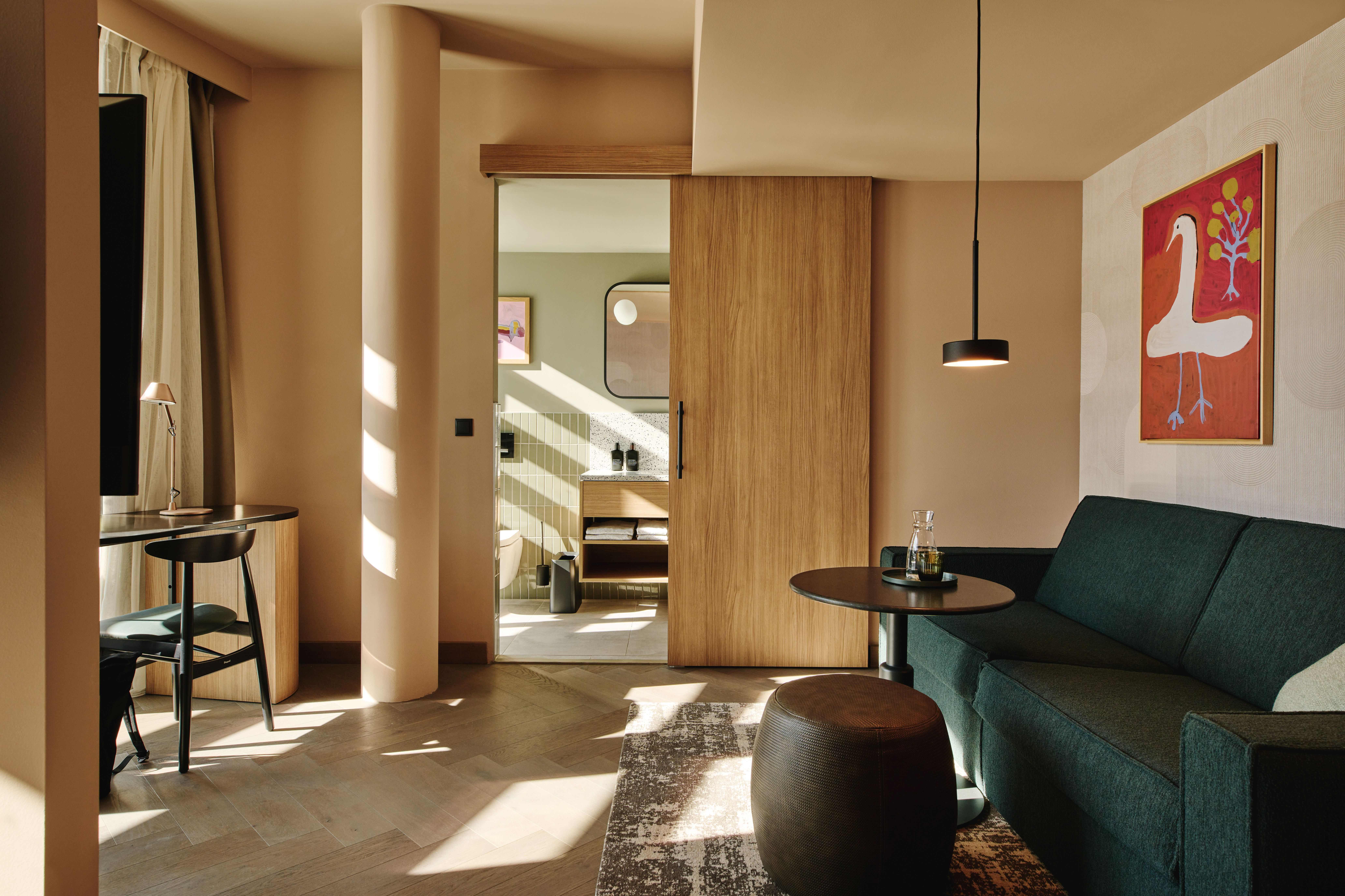 FÜRST begrüßt neuen Hotel-Mieter: Premium-Apartmenthotel „A by Adina“